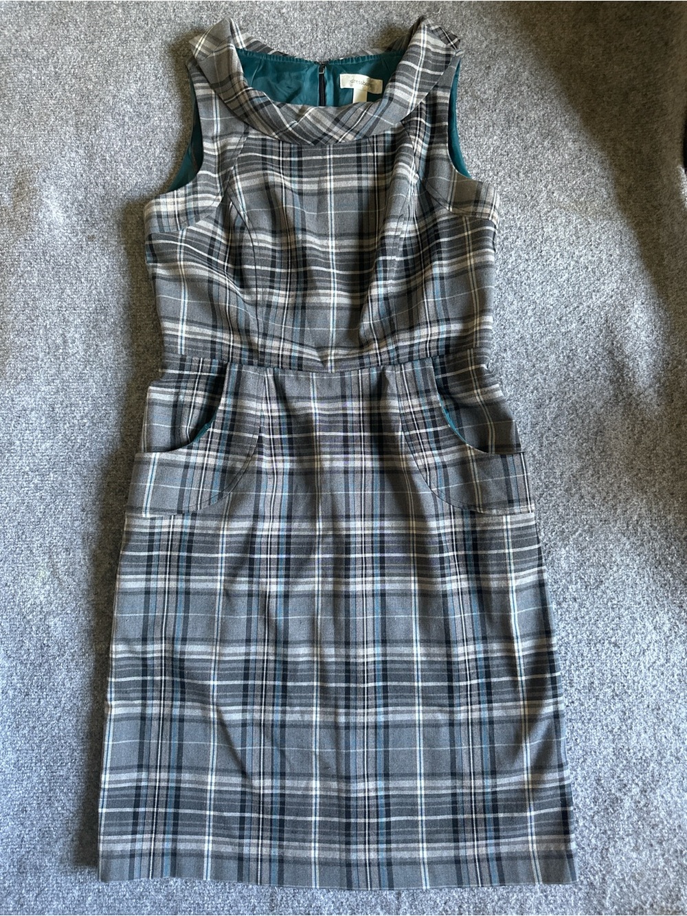 dressbarn Gray Plaid Sleeveless Sheath Dress with Teal Lining midi 60’s style